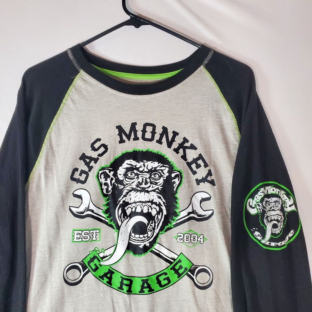 Gas Monkey Garage Mens L Raglan Thermal Sleeve Graphic T-Shirt Grey Black Green